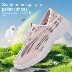 <span class=keywords><strong>Chaussures</strong></span> décontractées en polyuréthane pour femmes, nouveau modèle respirant en tissu Fly-Woven, anti-moustiques, style assorti pour couples, idéales pour la marche - Product Image 2