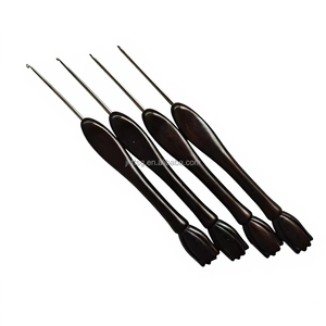 <span class=keywords><strong>Agujas</strong></span> de Ganchillo Personalizadas de Alta Calidad al por Mayor, <span class=keywords><strong>Agujas</strong></span> Pulidas a Mano con Mangos de Madera, Diseños en Forma de <span class=keywords><strong>Tulip</strong></span>án, Se Pueden Personalizar - Product Image 3