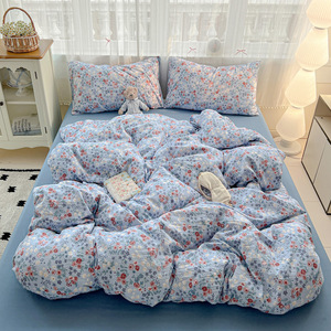 Set Quattro Pezzi in Cotone Lavato Ecologico Personalizzato con Effetto Stropicciato, Stile Coreano con Piccoli Motivi Floreali, Nuova Copripiumino e <span class=keywords><strong>Lenzuola</strong></span> - Product Image 1