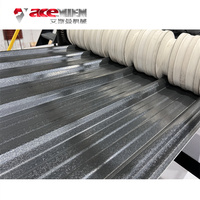 Nuevo tipo de línea de máquina de fabricación de tejas de plástico PVC/máquina de producción de láminas de techo corrugado