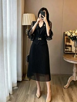 Robe plissée Miyake en gros - Robe grande taille pour femme avec dentelle et volants, manches courtes, style fête et banquet