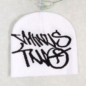 Bonnet d'hiver pour hommes en gros, 100 % acrylique, casquette de sport Y2K, bonnet jacquard tricoté, bonnets jacquard personnalisés - Product Image 3