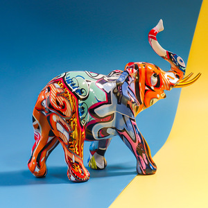 Artigianato in resina casa europea trasferimento d'acqua graffiti ornamenti di elefanti soggiorno armadietto del vino decorazione dell'ufficio - Product Image 3