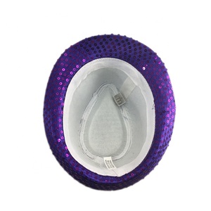 <span class=keywords><strong>Sombrero</strong></span> Fedora con Lentejuelas LED al por Mayor, Luces Intermitentes Coloridas para Graduación, Día <span class=keywords><strong>de</strong></span> San Valentín, Año Nuevo, Fiestas <span class=keywords><strong>de</strong></span> Acción <span class=keywords><strong>de</strong></span> Gracias - Product Image 5