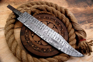 Lame vierge en acier Damas forgée légère multifonctionnelle pour la fabrication de couteaux Bowie de camping OEM/ODM/OBM DIY Full Tang faits à la main - Product Image 3