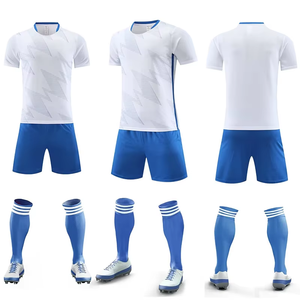 เสื้อฟุตบอลทีมชาติไทย รุ่นแฟนคลับ ขายส่ง ไซส์ 25/26 ผลิตจากโพลีเอสเตอร์ 100% ระบายอากาศได้ดี แห้งเร็ว แขนสั้น สำหรับผู้ใหญ่ ใส่ได้ทั้งชายและหญิง - Product Image 4