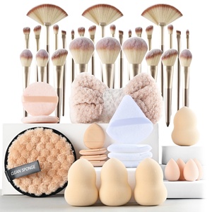 ชุดแปรงแต่งหน้า 46 ชิ้น ขายดี ชุดพัฟแต่งหน้า อุปกรณ์เสริมความงาม แปรงล้างหน้า แปรงไนลอนและพลาสติก - Product Image 6