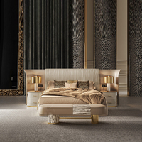 Lit double king size en cuir véritable capitonné, style villa italienne de luxe, avec grand dossier large pour ensemble de chambre à coucher