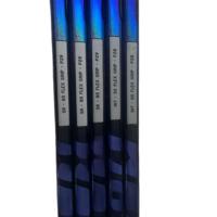 Bâtons de hockey sur glace/crosse de fabrication chinoise en différentes couleurs et modèles