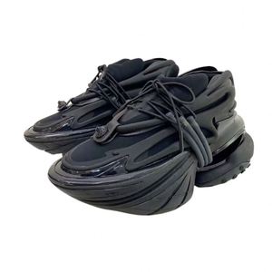 รองเท้ากีฬาแบรนด์ดีไซน์หรูสั่งทำพิเศษ รองเท้าทรงเรือทันสมัยพร้อมเชือกผูกและคุณสมบัติกันลื่น - Product Image 2