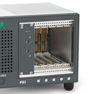 National Instruments PXIe-1083 ชุดแชสซี PXI ที่มีความเร็วสูงสุด 2 GB/s มาพร้อมกับช่องเสียบแบบผสมผสาน ตัวเชื่อมต่อแบบไฮบริด และแหล่งจ่ายไฟ 58 วัตต์ - Product Image 6