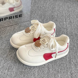 2025 printemps coréen décontracté femmes chaussures de basket-ball polyvalent coloré chat poisson conseil conception lumière collège sport Style - Product Image 1