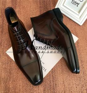 Zapatos formales de negocios de cuero genuino a la moda, botas cortas británicas modernas, botas de cuero vacuno atadas a mano. - Product Image 4