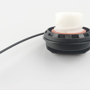 Bouchon de réservoir de carburant Ford FC1089 HC3Z-9030-B en plastique, poignée de remplacement, serrage jusqu'à l'entente de clics - Product Image 2