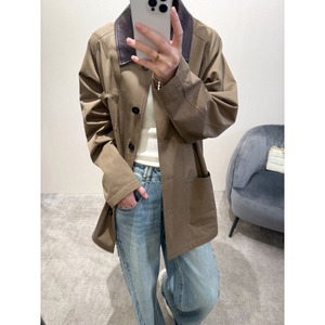 Nouvelle veste courte pour femme avec col en peau de mouton, style trench décontracté en sergé haute densité, couleur <span class=keywords><strong>kaki</strong></span> avec détails contrastés - Product Image 3