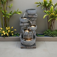 Fontaine murale d'eau extérieure autoportante en résine, grande rocaille empilée en cascade, résistante aux intempéries, avec éclairage LED gris pour jardin