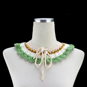 Accesorios de ropa de cuello desmontable de ganchillo hecho a mano vintage - Product Image 5