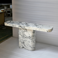 Table console moderne de luxe en marbre Calacatta Viola, design à piétement unique, pour couloir, salon, hôtel, chambre, salle à manger, entrée