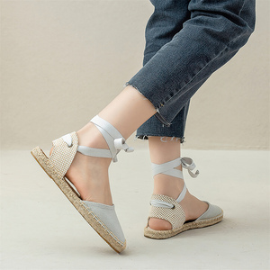 Sandalias Espadrilles de Mujer, Estilo Minimalista, Color Verde Claro, con Cordones en el Tobillo, Suela Tejida de Yute, Tendencia de Moda de Verano - Product Image 3