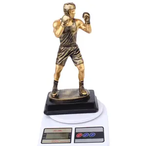 Trofeo personalizado deportivo venta al por mayor oro cobre plástico resina figuritas trofeo figura deporte taza Premio 3D guante boxeo trofeo