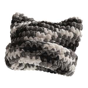 Gorro de Invierno Personalizado con Orejas de Gato, Gorro de Punto de Moda para Invierno - Product Image 1