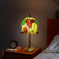 Lampu Meja Kaca Patri Gaya Daun Bunga Lampu Meja Lampu Baca untuk Kamar Tidur Ruang Tamu Dekorasi Rumah Kantor