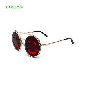 Occhiali da Sole Flip Double Stile Harajuku 3321 con Faccina Sorridente per Uomo e Donna, Montatura <span class=keywords><strong>in</strong></span> Metallo Oro e Argento, Occhiali Alla <span class=keywords><strong>Moda</strong></span> per Feste - Product Image 4