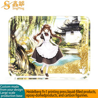 Support de présentation personnalisé en acrylique pour figurines d'anime avec paillettes liquides, aimant de réfrigérateur NFC / badge, vente en gros du fabricant