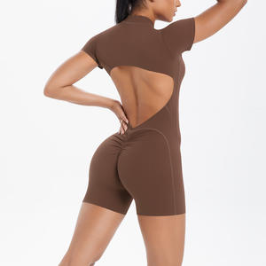 Tenue de sport respirante pour femme, taille haute, dos nu, manches courtes, avec logo personnalisé, pour yoga et fitness, idéale pour la gym et l'entraînement, effet froncé aux fesses, grandes tailles - Product Image 3