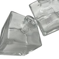 Diffuseur de parfum d'ambiance moderne pour la maison, grand format 500 ml, bouteille en verre carrée pour huiles essentielles