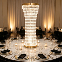 Lampe de table cylindrique de luxe en cristal avec cadre doré pour centre de table de mariage, banquet, salle à manger, événement, décoration de table