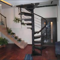 Escaliers en spirale modulaires en acier DIY pour l'intérieur, assemblage rapide, résistants à la rouille, modernes et écologiques