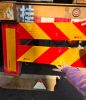 Autocollants réfléchissants pour hayon de camion, autocollants adhésifs rouges, blancs, jaunes, rayures diagonales, logo d'avertissement, rectangle, triangle, hexagone