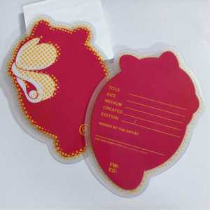 Tarjeta de Membresía de PVC con Corte Personalizado, Forma Única con Acabado en Relieve, Impresión Offset, Etiqueta de Accesorio Comercial Especial - Product Image 4