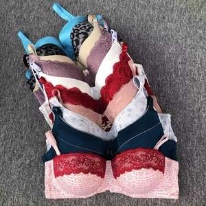 <span class=keywords><strong>Soutien</strong></span>-<span class=keywords><strong>Gorge</strong></span> Ultra Fin Nouveau Design Papillon Floral Grand Bonnet pour Dames <span class=keywords><strong>Soutien</strong></span>-<span class=keywords><strong>Gorge</strong></span> Sexy Pas Cher Taille 40 Grande Taille en Dentelle - Product Image 4