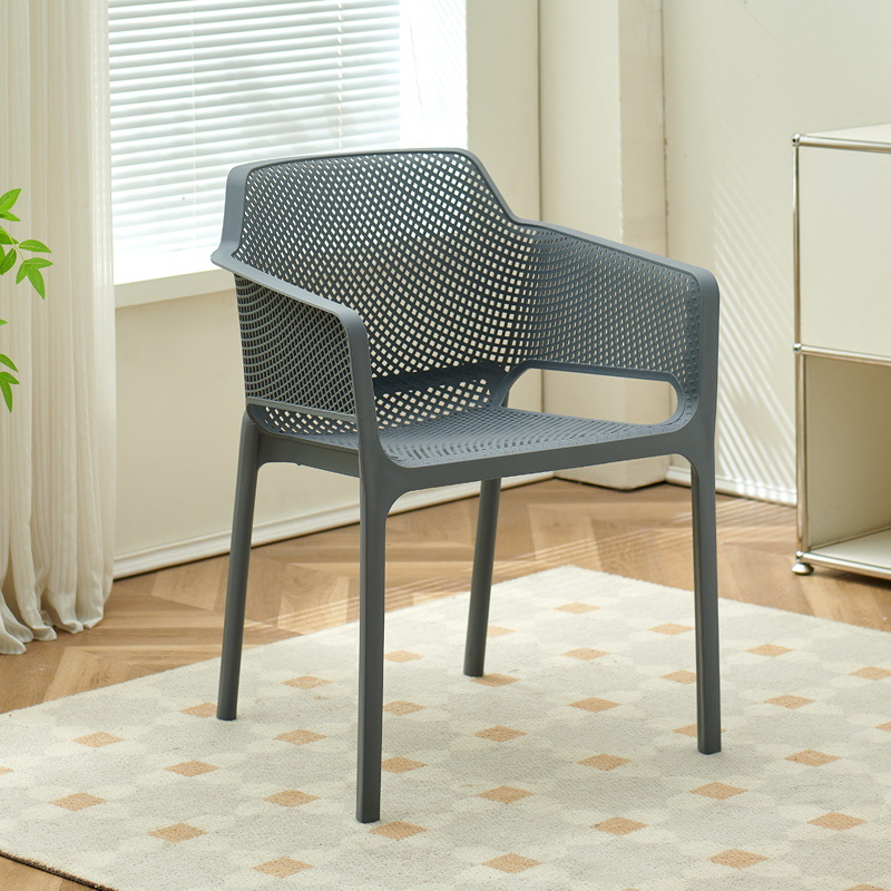 สุภาพบุรุษสีเทา