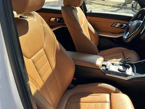 2021 Serie 3 330i XDrive Sedán 4 Puertas con Volante a la Izquierda, Asientos de Cuero, Faros LED, Cámara Trasera, Techo Solar, Pantalla Táctil, Usado - Product Image 4