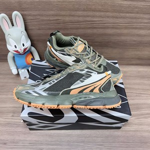 2026 High Quality Unisex Casual Sneakers Doodle Pattern Thick-Soled Custom Shoes Fashionable Classic Bestseller Winter - Product Image 1