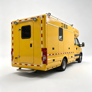 IVEC0 4x4 Vehículo de Emergencia Todoterreno, Camión de Apoyo para Operaciones de Emergencia en Terrenos Difíciles - Product Image 1