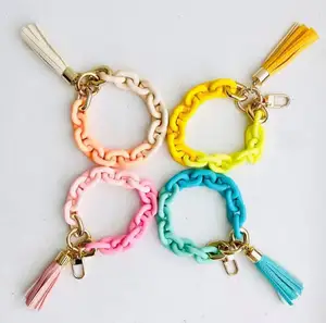 New Trendy Gift Colorful Acrylic Link Keychain Chainlink Wristlet Key Chain Bracelets Bangle Key Ring Link with Tassel