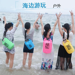 Venta de liquidación de moda impermeable cubo mochila al aire libre natación y rafting bolsa de almacenamiento conjunto malla funda de teléfono móvil - Product Image 2