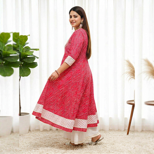 เสื้อคุर्ติ Anarkali ลายดอกไม้ คอวี แบรนด์ Yash Gallery ผ้าฝ้าย แขนสามส่วน ทรงปกติ สำหรับผู้หญิงไซส์ใหญ่ เหมาะสำหรับใส่ลำลองหรือไปงานปาร์ตี้ - Product Image 1
