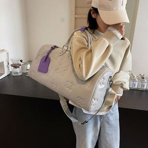 New Waterproof PU Luggage Bags Multi Functional Outdoor Sports Travel Bag Durable Leather Fitness Bag - Product Image 3