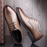 Chaussures unisexes respirantes en maille noires, style britannique, tendance, décontractées et habillées, haut de gamme, neuves, à bout pointu, semelle intermédiaire en caoutchouc, authentiques