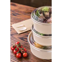 Wegwerp papieren voedselverpakkingen, kraft papieren saladekommen, groothandel ronde papieren kommen met transparant deksel voor dieet.