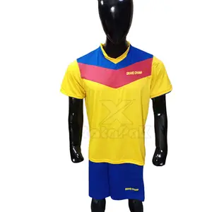 Hoge Kwaliteit Gepersonaliseerde Uniform Set Design Voetbal Jersey