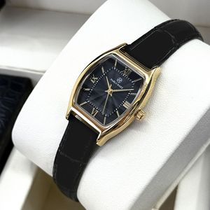 Women's wristwatch with luxurious and elegant <b>bucket</b>-shaped small dial, featuring a casual and fashionable style. - Product Image 2