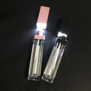 Nouveauté Tendance : Récipient de Brillant à Lèvres Argenté, <span class=keywords><strong>Tube</strong></span> à Lèvres Noir avec Lumière et Miroir - Product Image 5