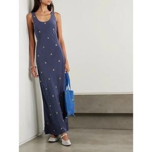 Robe d'été 2025 personnalisée, style décontracté et relaxant, longue et ample, avec broderie de perles et de sequins - Product Image 1