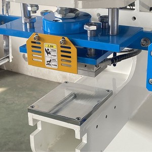 Máquina de Prensa de Calor Neumática Manual para Etiquetas, Soporte para Papel de Bronceado, CA 220 V - Product Image 1